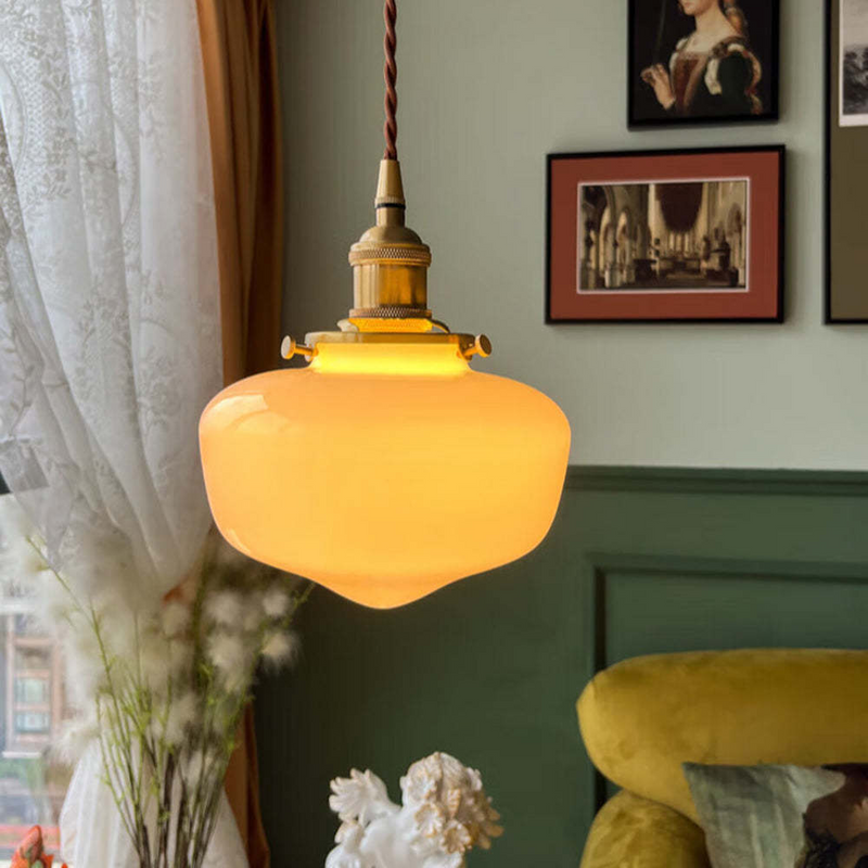 RetroLuxe – Elegant pendellampe med klassisk industriel charme