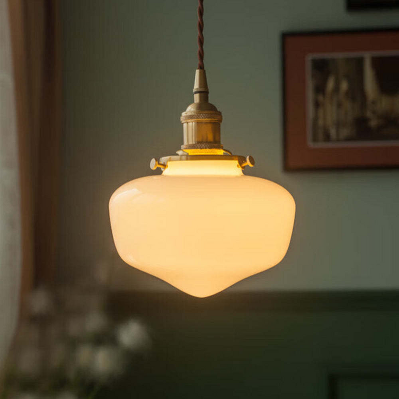 RetroLuxe – Elegant pendellampe med klassisk industriel charme