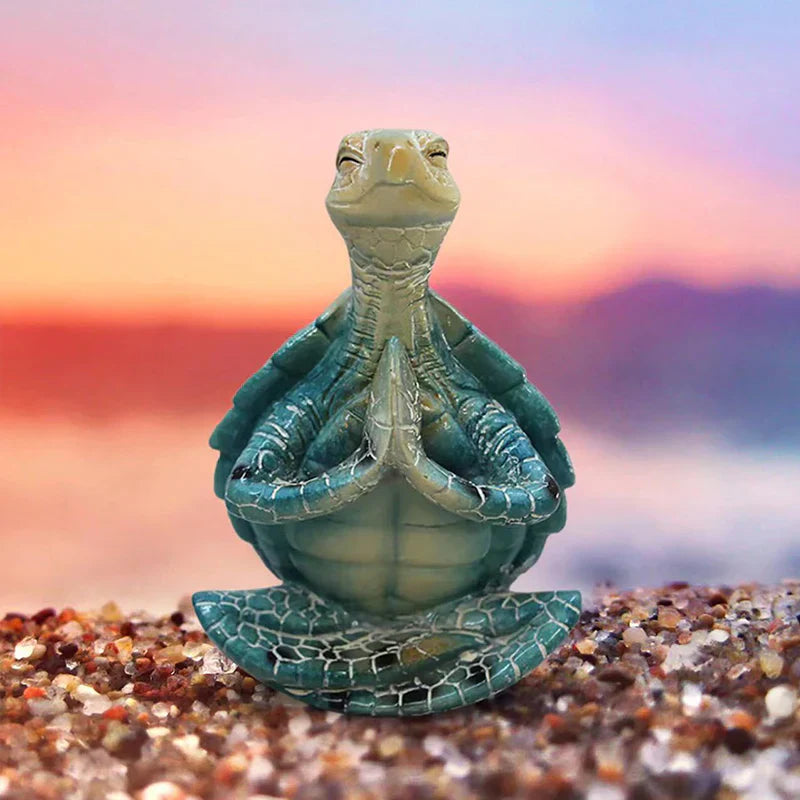 TranquilTurtle – Dekorativ skildpaddefigur i bedende stilling med detaljeret skaldesign