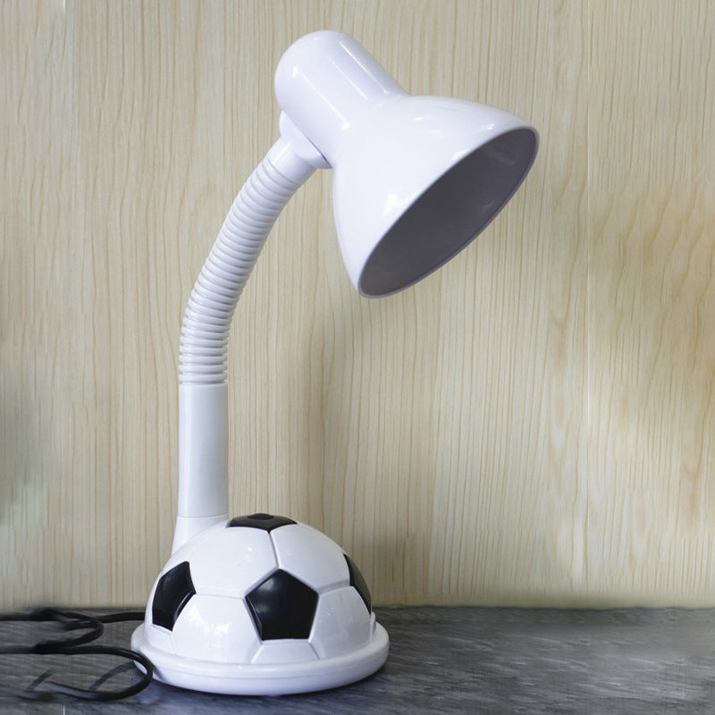 LumoKick - Fodboldinspireret LED-skrivebordslampe til studier og afslapning