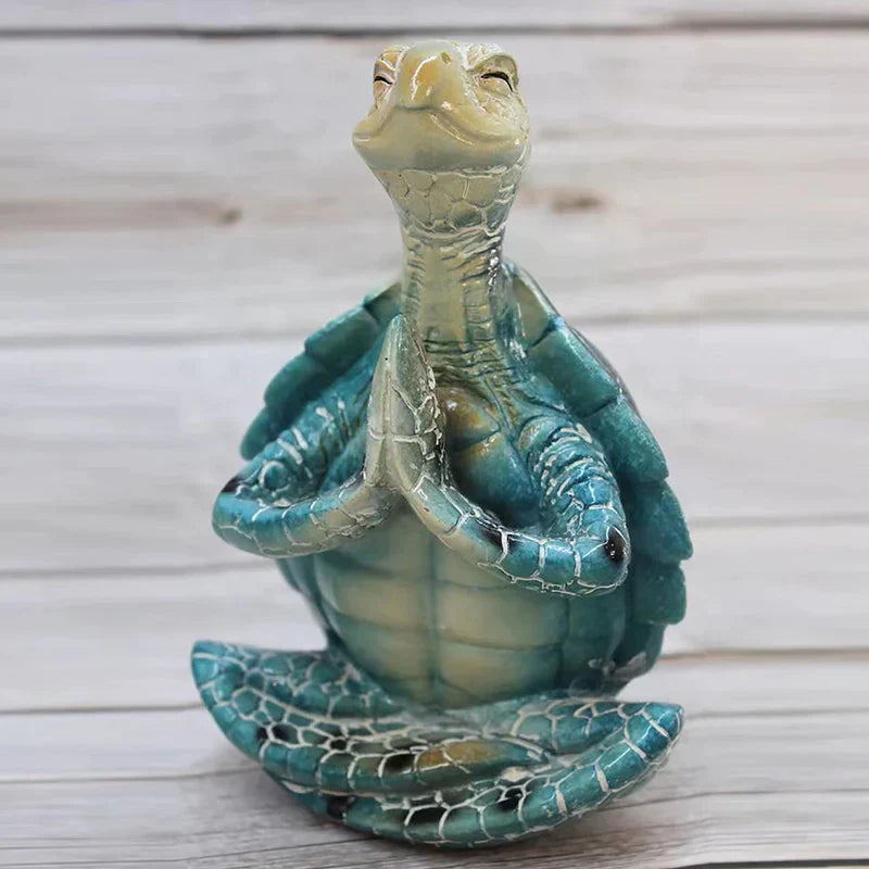 TranquilTurtle – Dekorativ skildpaddefigur i bedende stilling med detaljeret skaldesign