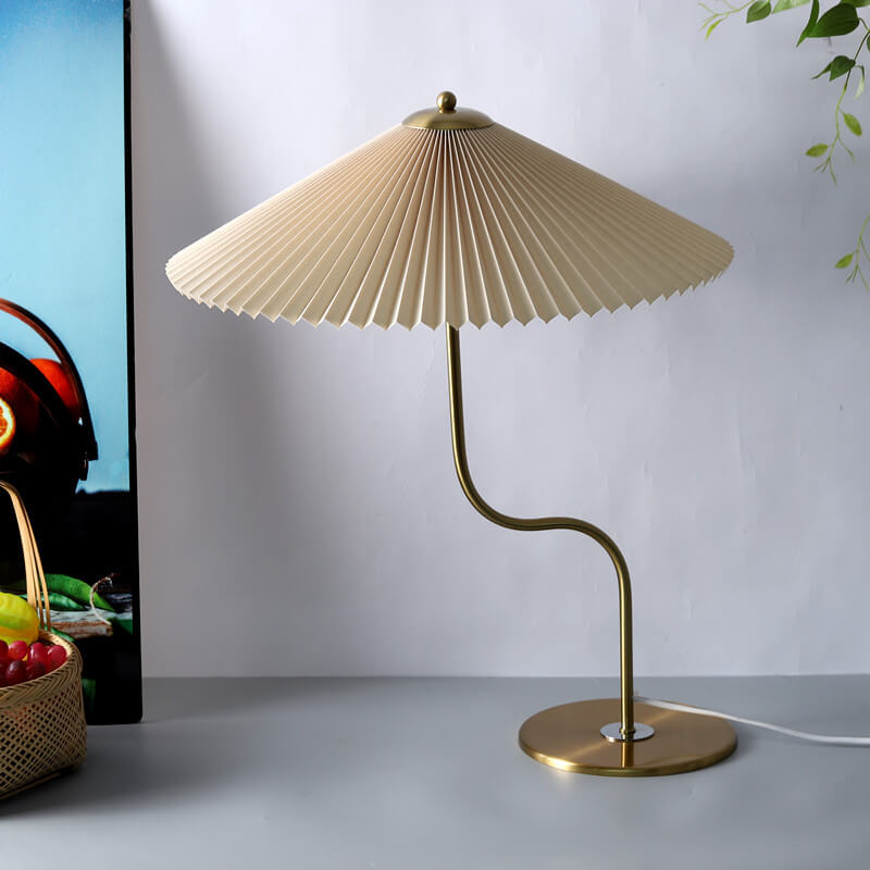 LumiViet - Moderne vietnamesisk bordlampe for en fredfyldt stemning