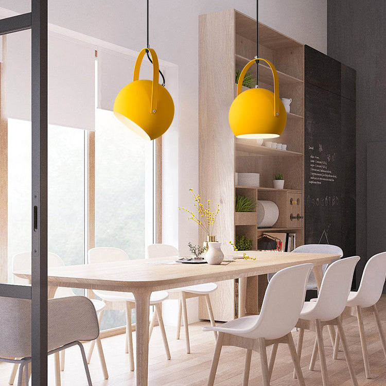 HaloHue - Pendellampe i bløde farver med elegant, afrundet design