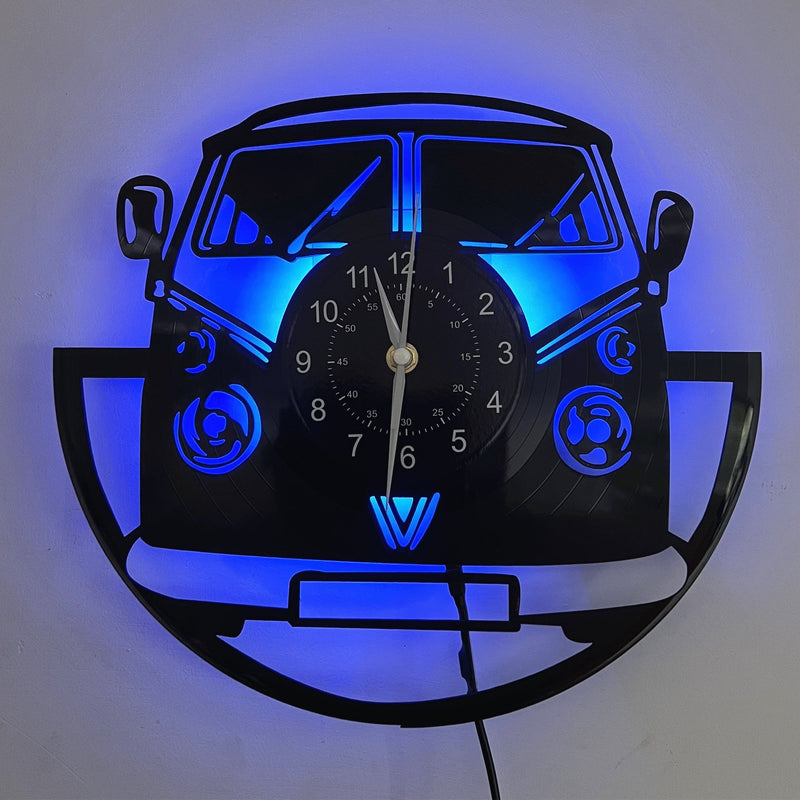 TimeCruise - Retro vægur med LED baggrundsbelysning og lydløs urværk