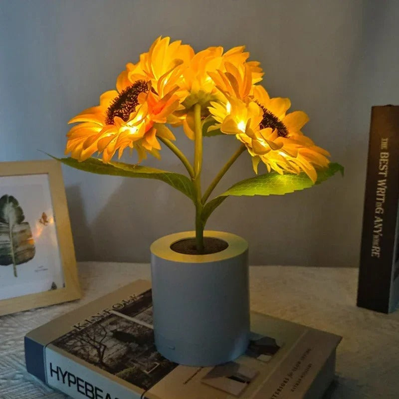 FloraLight - Genopladelig Solsikke Led Bordlampe