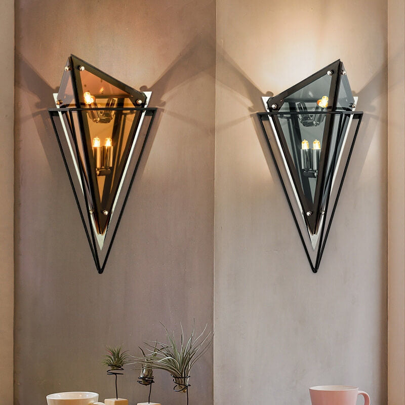 GeoLux – Moderne Geometrisk Væglampe med Diamantdesign