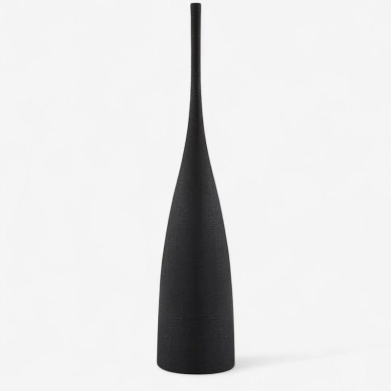 NordicForm – Keramisk vase med ren geometrisk form
