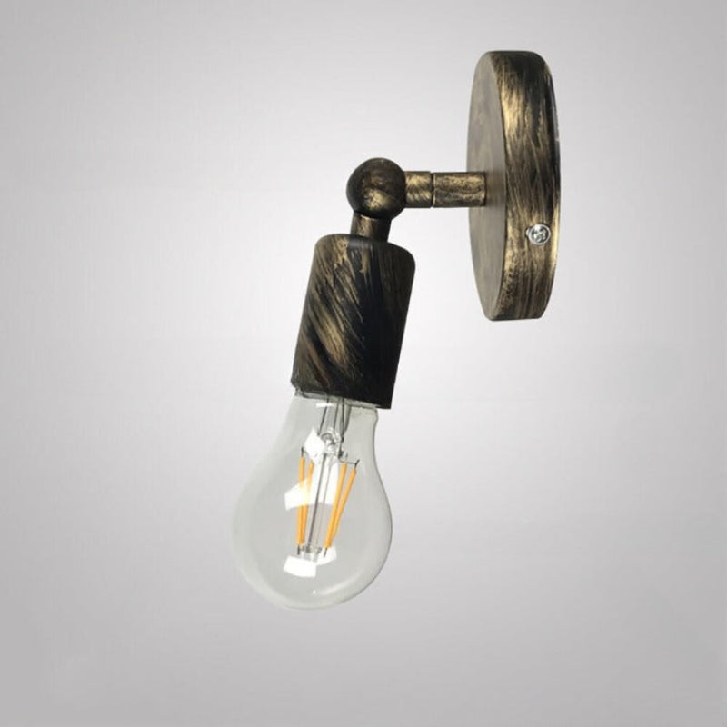 LumiForge – Justerbar industriel væglampe med elegant finish