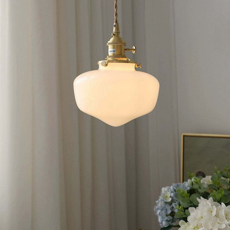 RetroLuxe – Elegant pendellampe med klassisk industriel charme