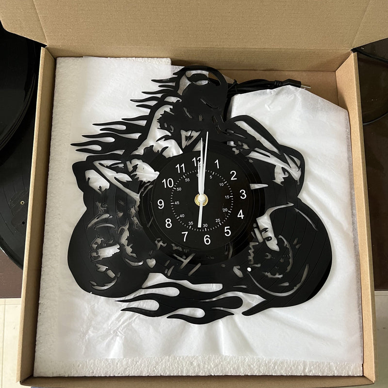 MotoGlow - Motorcykelinspireret væglampe med lydløs præcision