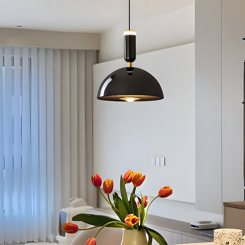 LuxeHalo – Rund moderne loftslampe med fjernbetjening og justerbare indstillinger
