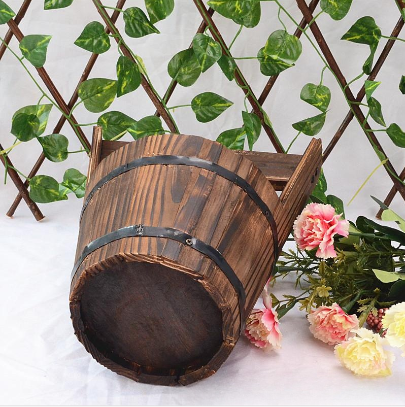 WoodBarrel – Rustik udendørs urtepotte i klassisk tøndeform til have og terrasse