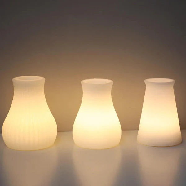 LumoForm – Geometrisk-formet LED-bordlampe med fjernbetjening og stemningsindstillinger