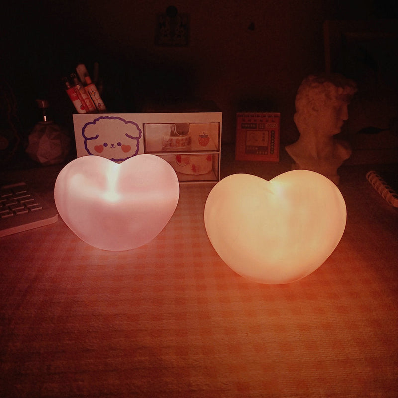 LumiHeart – Elegant Hjerteformet Natlampe for en Hyggelig Atmosfære
