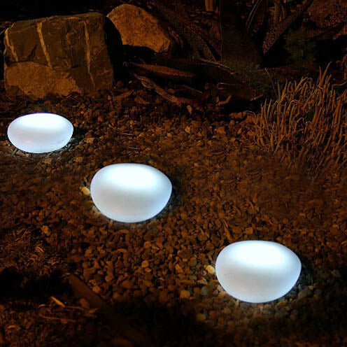 LumiRock – Stenformede udendørs LED-lys til moderne have- og stiindretning