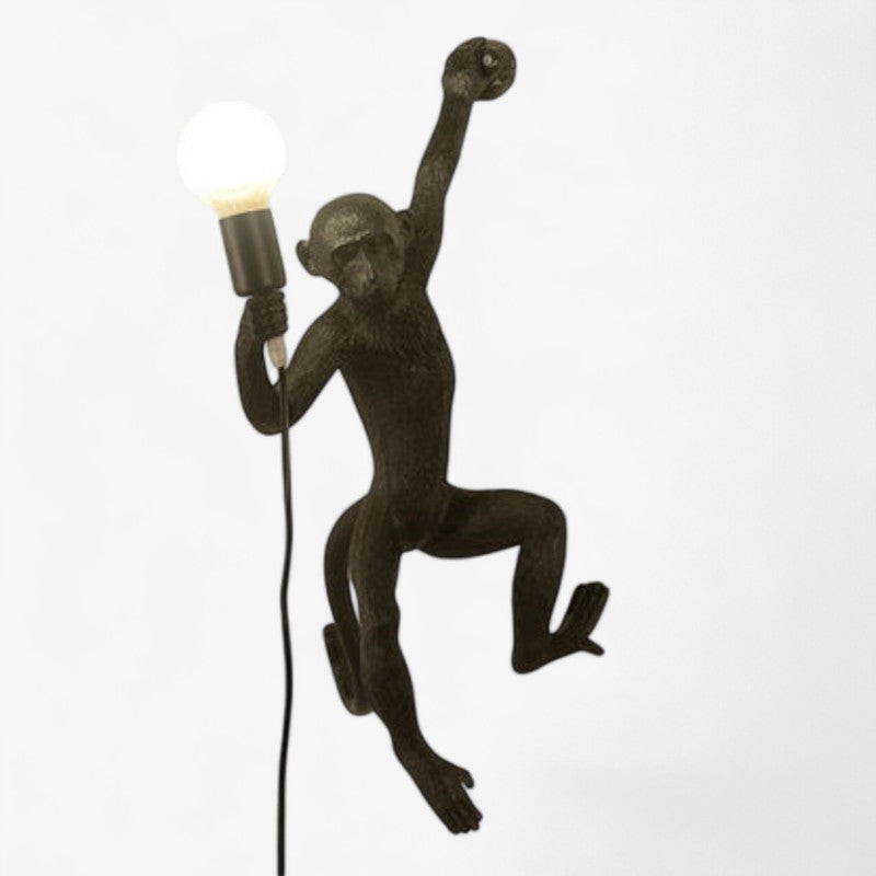 LumiWild – LED Væglampe med Abeinspireret Design