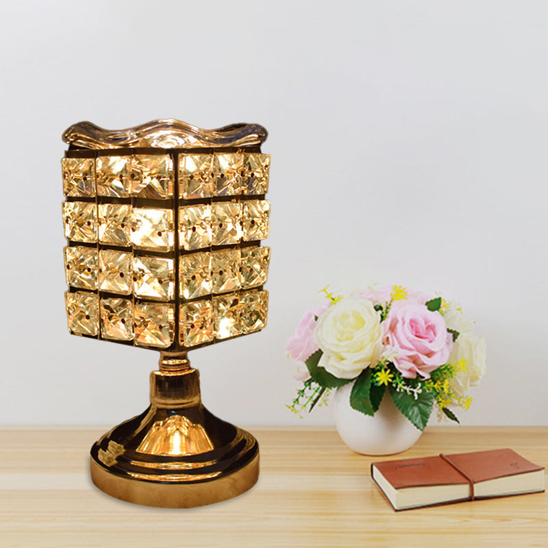 CrystalRay - Elegant guld skrivebordslampe med krystaldetaljer