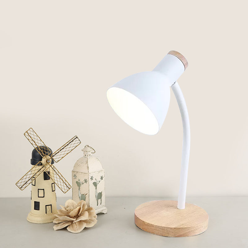 LumaBend – Elegant LED-bordlampe med fleksibel hals og varmt, blødt lys