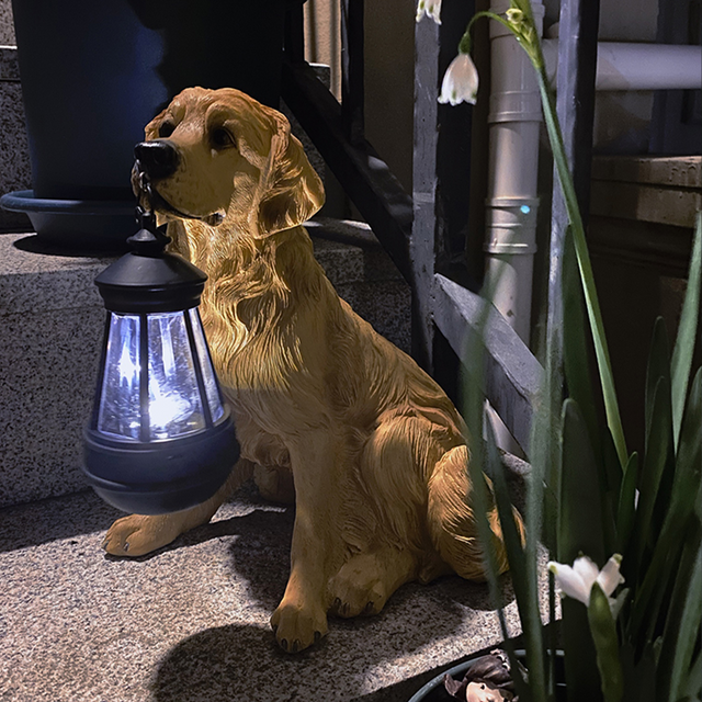 PuppyGlow –Solar Lanterne Med Playful Hundestatue til Udendørs Charme