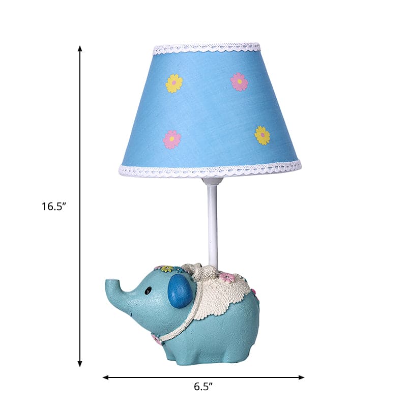 DecoWild – Elefantinspireret bordlampe med kunstnerisk blomsterskærm