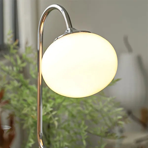 MallowGlow - Moderne bordlampe i skumfidusform til hyggelig belysning