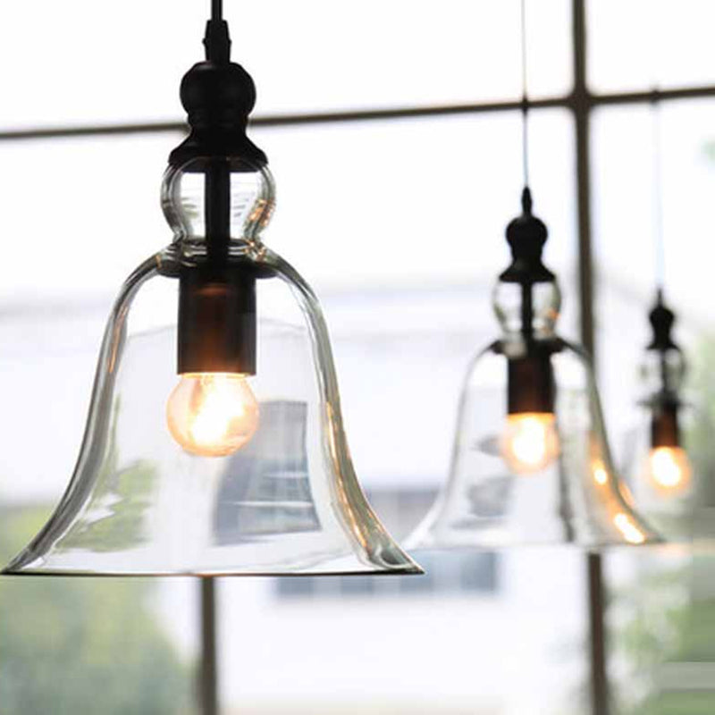 BellGlow – Elegant klokkeformet pendullampe med moderne ledning