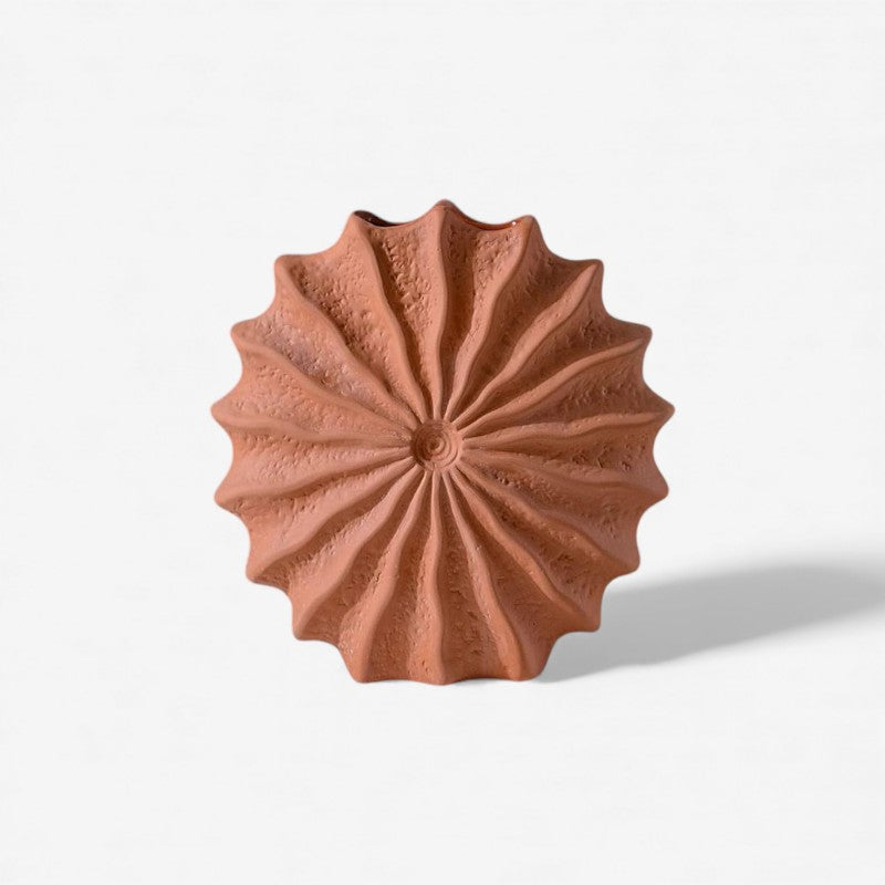 GlowConch - Dekorativ Blomster Vase med Skaldyr Inspireret Design