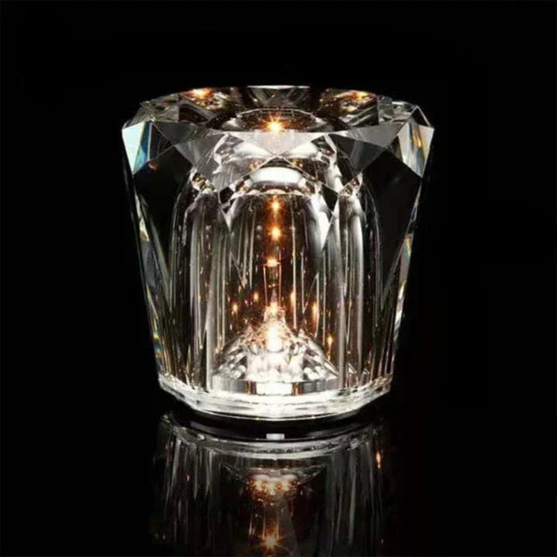 LumaCrystal – Elegant krystalbordlampe med justerbart lys og praktisk USB-port