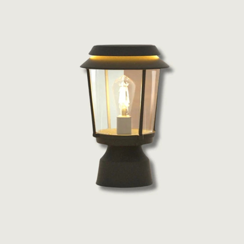 SolarGlow – Solcelledrevet havevæglampe til effektiv udendørsbelysning