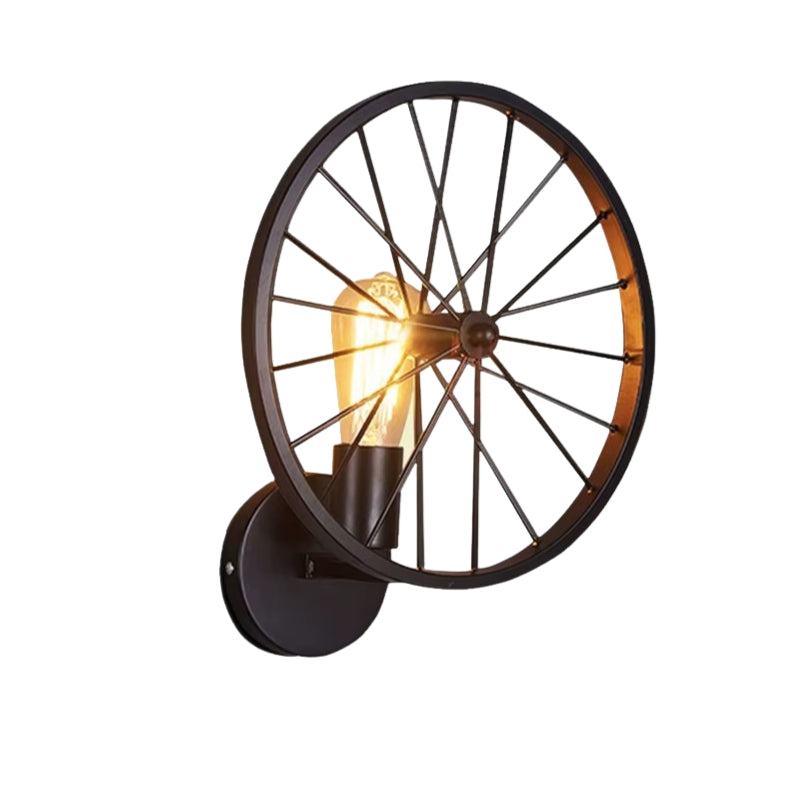 SteelOrbit – Industriel Rund Væglampe med Hjuldesign
