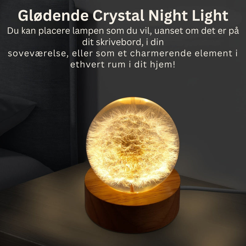 FluffGlow - LED Krystalkuglelampe Med Elegant Træfod