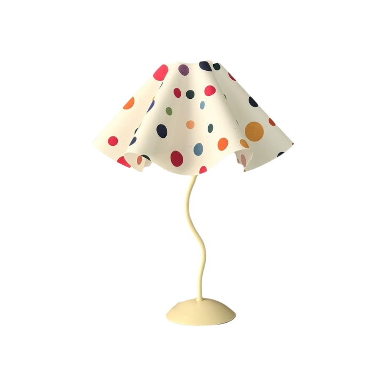 UmbraGlow – Nordisk paraplyformet bordlampe med farverige prikker