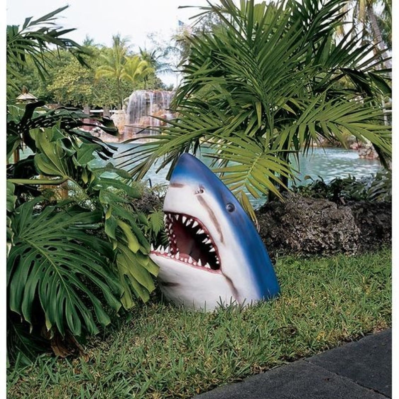AquaShark – Udendørs dekorativ haveskulptur