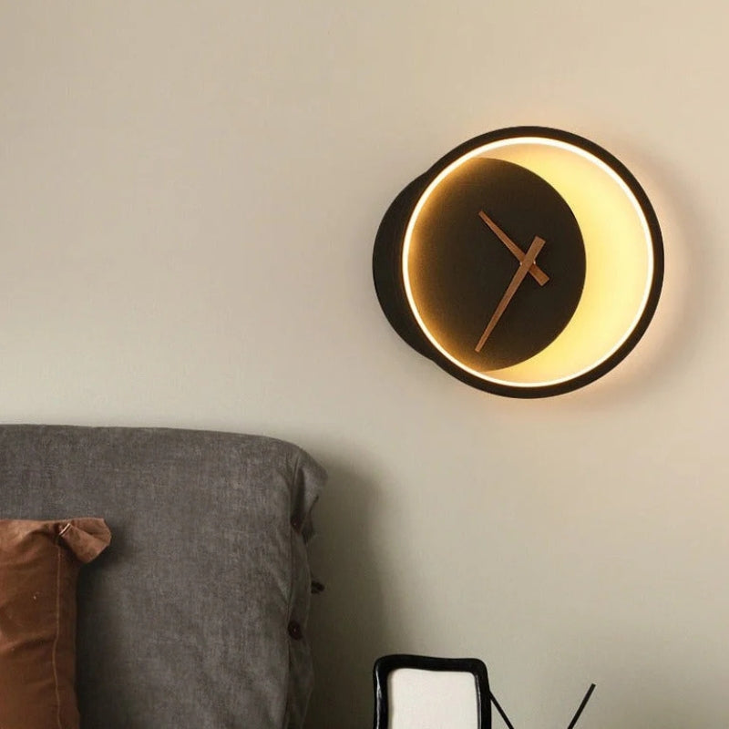 GlowArt – LED-vægur med omgivende lys og lydløs bevægelse