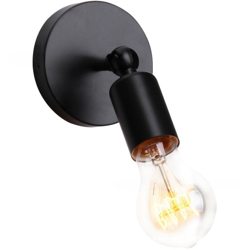 LumiForge – Justerbar industriel væglampe med elegant finish