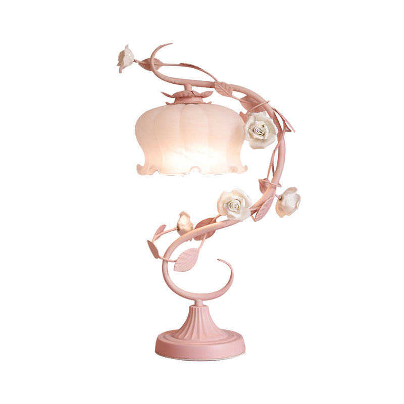 GlowPetal - Elegant blomsterlampe med blidt glødende lys