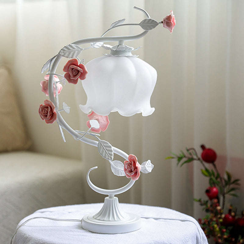 GlowPetal - Elegant blomsterlampe med blidt glødende lys