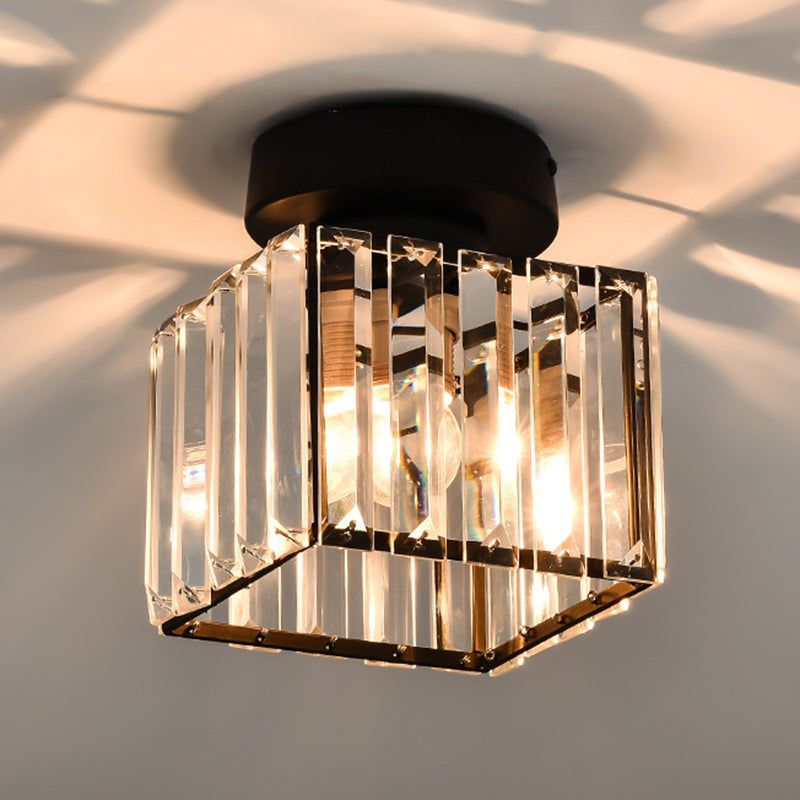 ClarityAura - Geometrisk Tri-Prism Krystal Flush Mount Loftslampe