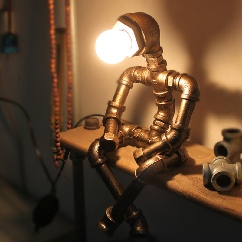 RoboShine - Charmerende robotlampe med rustik stil