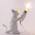 LumiPaws – Sød kattefigur bordlampe med legende design og dekorativ accent