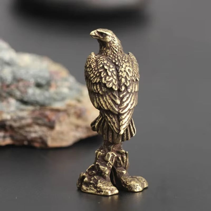 EagleCraft - Håndlavet Mini Ørn Figur til Skrivebordsdekoration