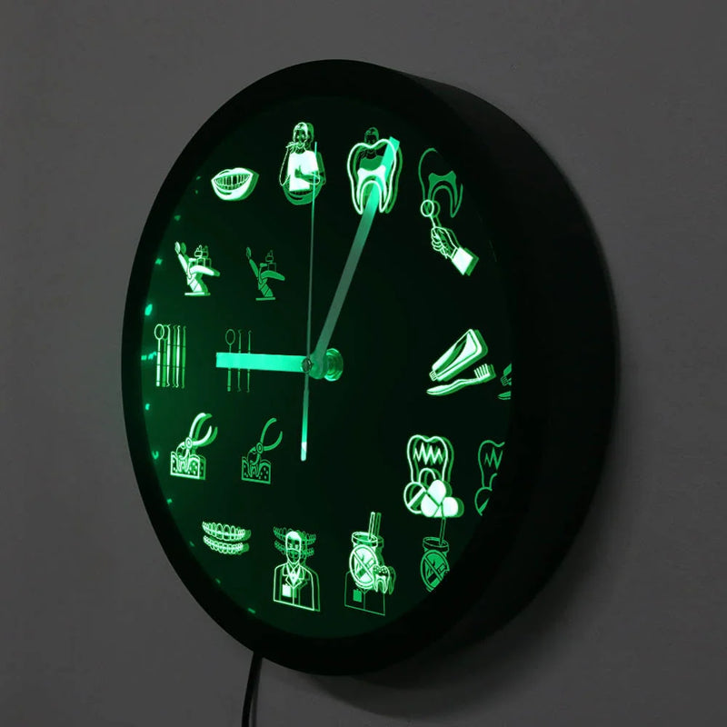PrecisionTime – Elegant LED-vægur med design af tandlægeudstyr og flerfarvet lys