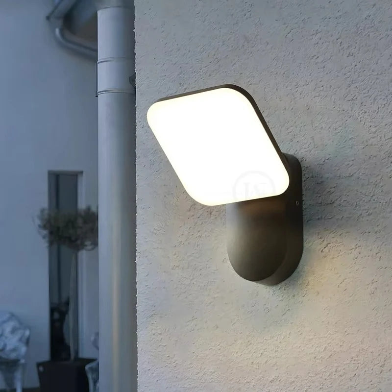 MotionGlow – Smart LED-væglampe med bevægelsessensor til håndfri og effektiv belysning