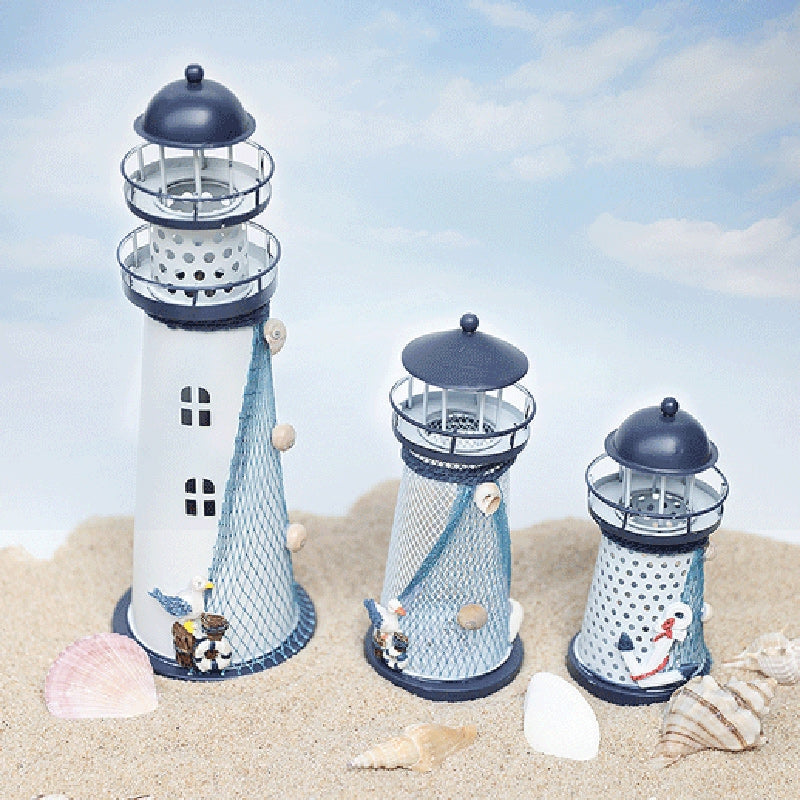 LighthouseGlow – Moderne Art Deco Fyrtårnsformet LED Bordlampe med Batteridrevet Design