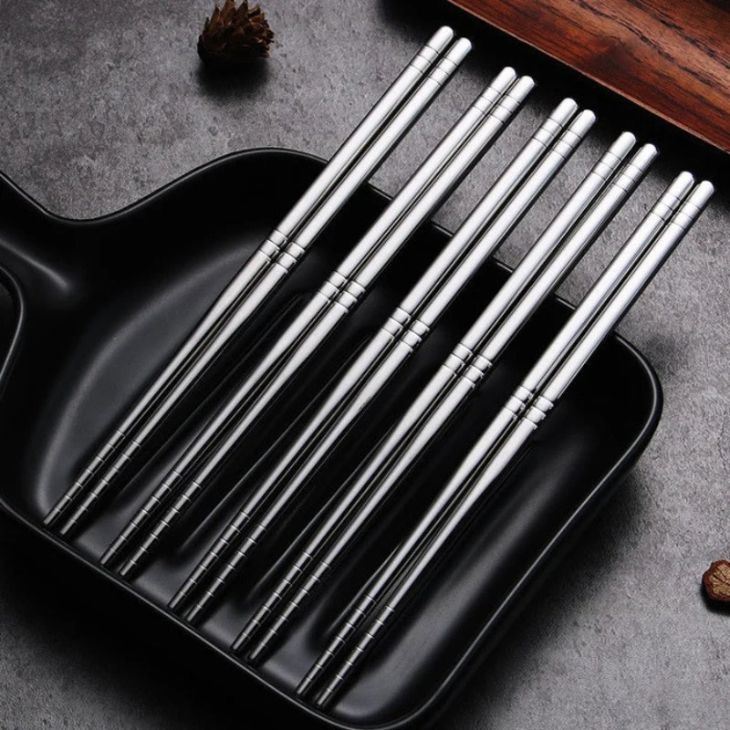 ElegantDine – 5-par spisepinde i rustfrit stål med poleret finish
