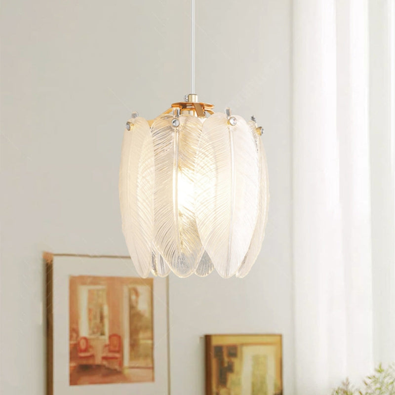 FeatherGlow - LED Pendellampe med Fjerinspireret Design