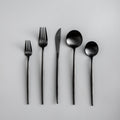 PureSet - Minimalistisk bestiksæt til stilfulde måltider og ubesværet elegance