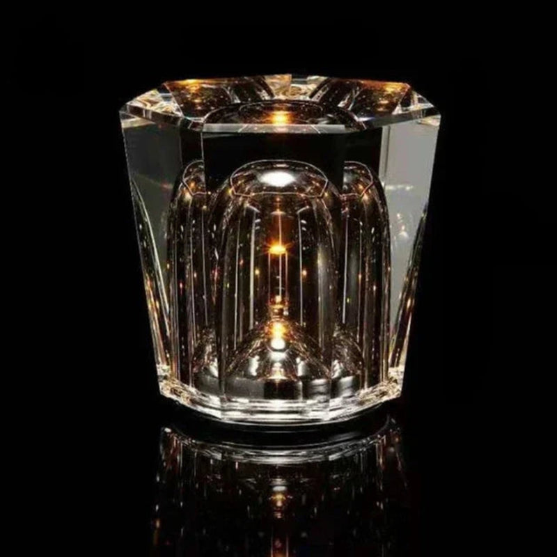 LumaCrystal – Elegant krystalbordlampe med justerbart lys og praktisk USB-port