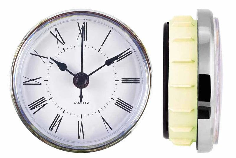 ModiCore – Kompakt moderne vægur med minimalistisk charme