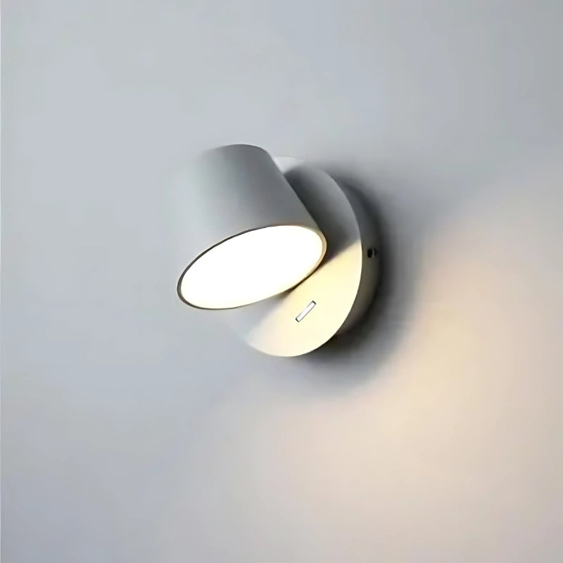LumoGlow – Moderne LED-væglampe med kontakt til soveværelse og stue